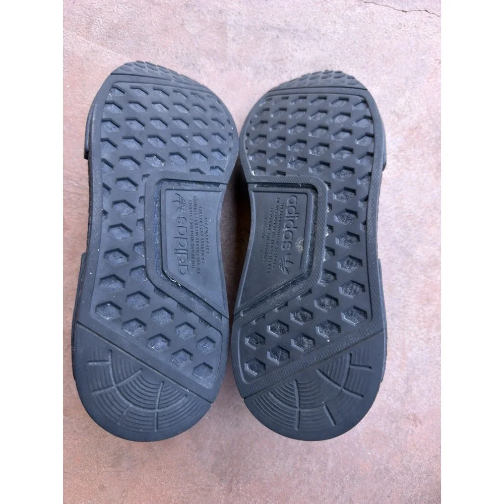 adidas NMD R1 Triple Black Men's Running Shoes Size 8 Black ART F99015